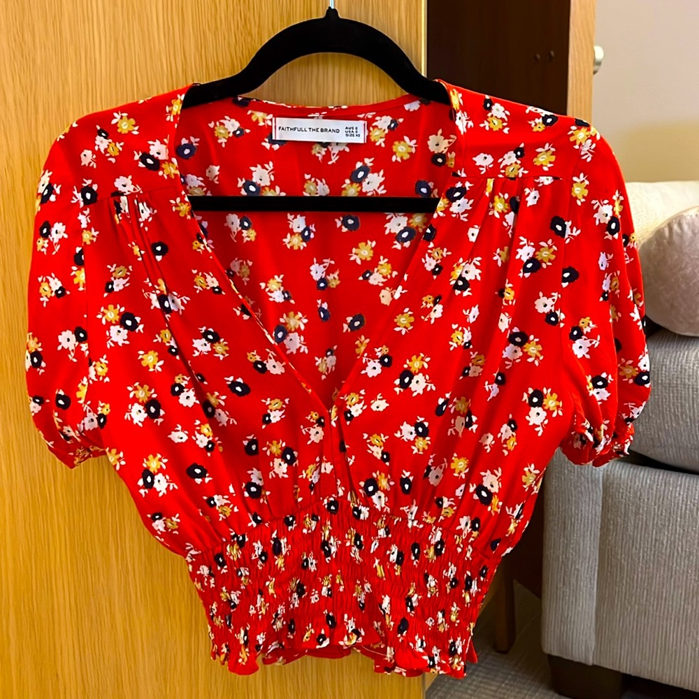 Faithful the brand first light top in red jasmine floral size xs